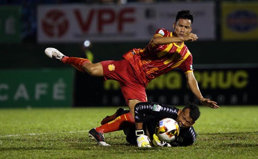 'Sao U20 Việt Nam' giúp B.Bình Dương dẫn đầu V-League 2018