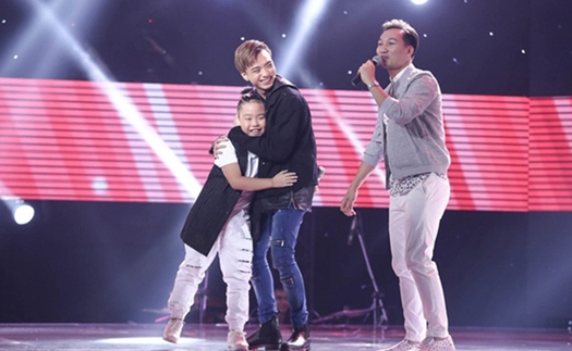 ‘The Voice Kids’ tập 5: Soobin Hoàng Sơn chinh phục 'cậu bé búi tóc' chất lừ