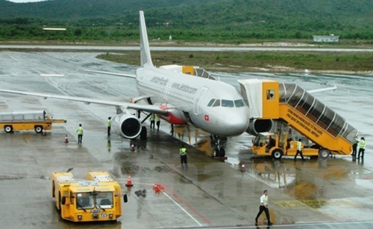 Máy bay bị sét đánh, Jetstar Pacific phải hủy chuyến bay Vinh - TP. HCM