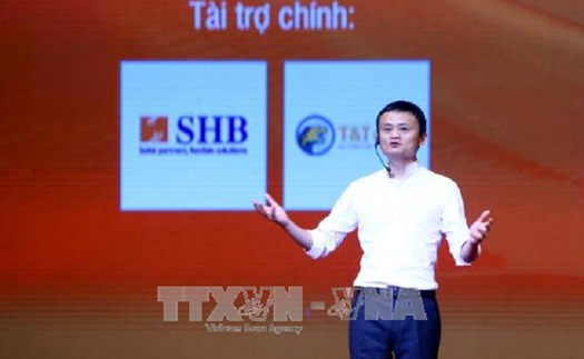 Tỷ phú Jack Ma trò chuyện với gần 4.000 sinh viên tại Hà Nội