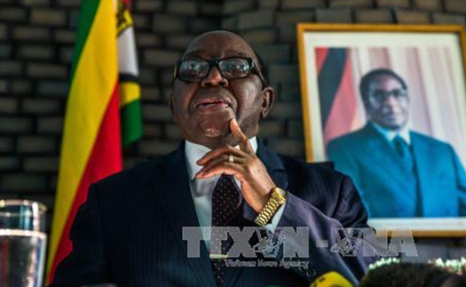 Sau chính biến, Quốc hội Zimbabwe bắt đầu luận tội Tổng thống Mugabe