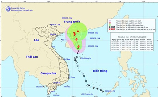 Tin mới nhất: Bão số 2 di chuyển theo hướng Bắc, vùng tâm bão gió giật cấp 11