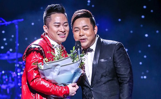 Liveshow 'Người tình': Tùng Dương hát nhạc xưa khiến Quang Lê phấn khích