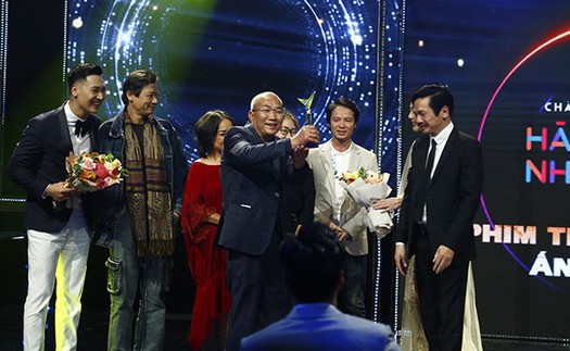 VTV Awards 2021: 'Hương vị tình thân' là phim truyền hình ấn tượng nhất năm