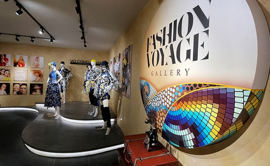 'Fashion Voyage' tại Hà Nội: Vẻ hoài cổ văn hóa Á Đông qua thời trang và nghệ thuật thị giác