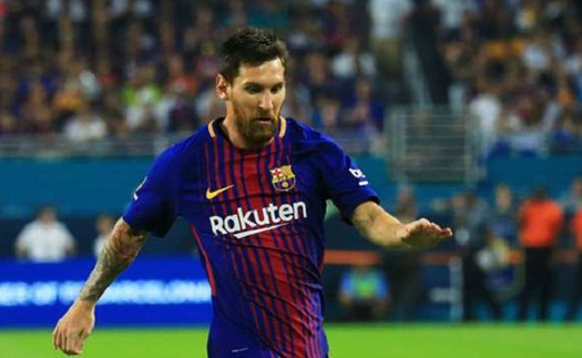 Leo Messi đang nhận lương cao gấp đôi so với cống hiến thực