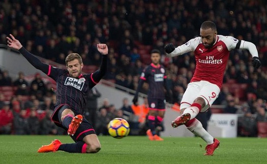 CẬP NHẬT sáng 30/11: Lacazette nghỉ trận gặp M.U. Conte xin lỗi trọng tài sau khi bị đuổi