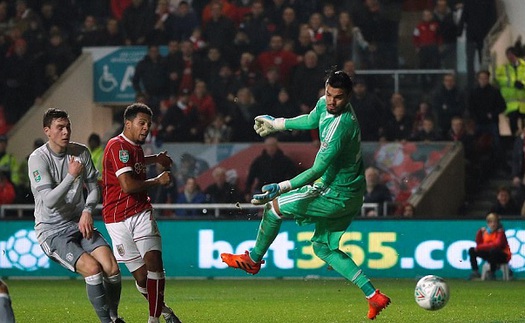 'Fan M.U bảo thua Man City vì thiếu Pogba. Có Pogba thì thua cả đội hạng 2'