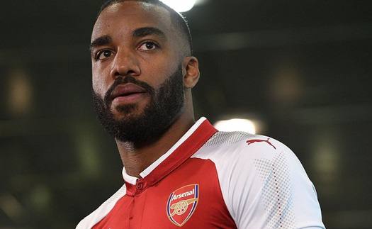 Mua với giá kỷ lục, Arsenal chờ Lacazette mang lại chức vô địch Premier League