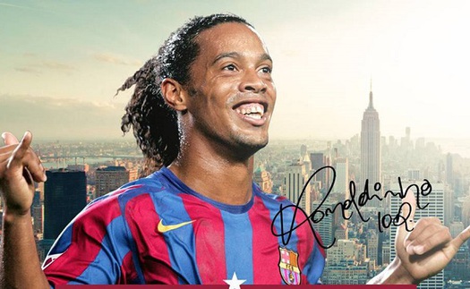 Ronaldinho treo giày giải nghệ: Vị pháp sư cuối cùng của thế giới bóng đá