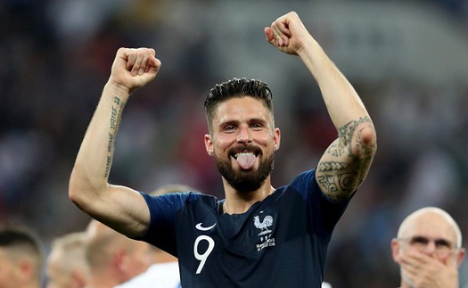 Giroud đá cả giải không có cú sút trúng đích nào nhưng cầm Cúp vàng thì lâu nhất