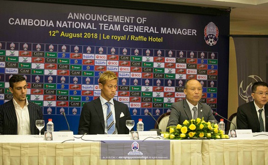 Keisuke Honda dẫn dắt đội tuyển Campuchia, có thể đối đầu với Park Hang Seo