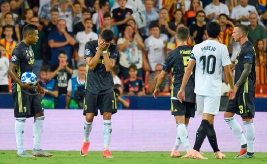 Valencia 0-2 Juventus: Ronaldo bị treo giò mấy trận? Trọng tài mắc sai lầm là ai? Có VAR thì đã khác?