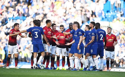 Chelsea 2-2 MU: CĐV M.U tiếc hùi hụi vì Quỷ đỏ đánh rơi chiến thắng ở phút cuối