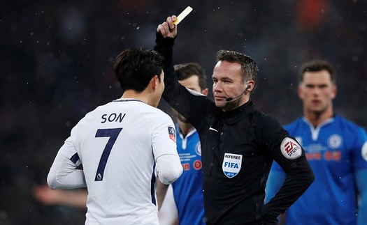 VAR gây náo loạn về tỉ số. HLV Pochettino nổi giận. CĐV Spurs phát điên!