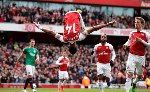 VIDEO Arsenal 1-1 Brighton: "Pháo thủ" chỉ còn 0,1% cơ hội dự Champions League