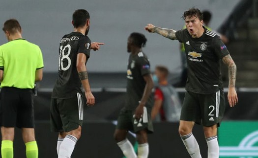 MU: Fernandes và Lindelof cãi nhau to sau bàn thua quyết định