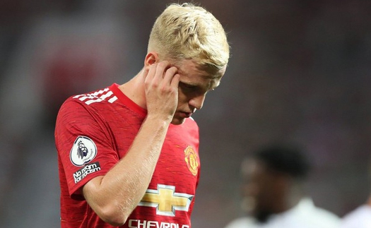 Vấn đề của Van de Beek ở MU là gì? Solskjaer nên dùng Van de Beek như thế nào?