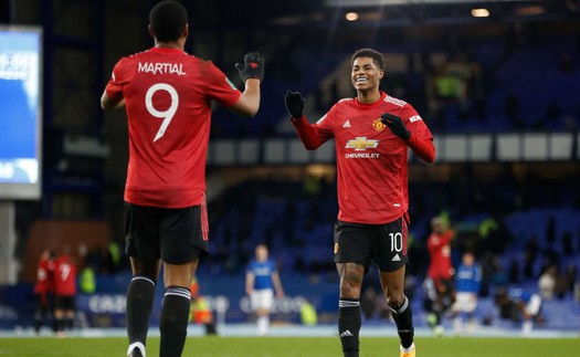 Everton 0-2 MU: Cavani và Martial ghi bàn, 'Quỷ đỏ' vào Bán kết Cúp Liên đoàn