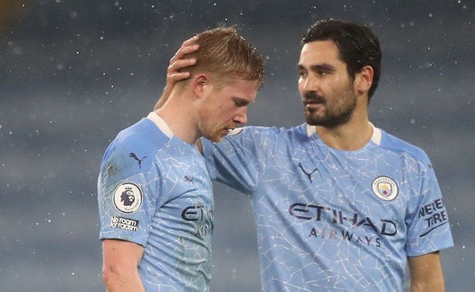 Man City tá hoả vì De Bruyne chấn thương, MU mừng thầm