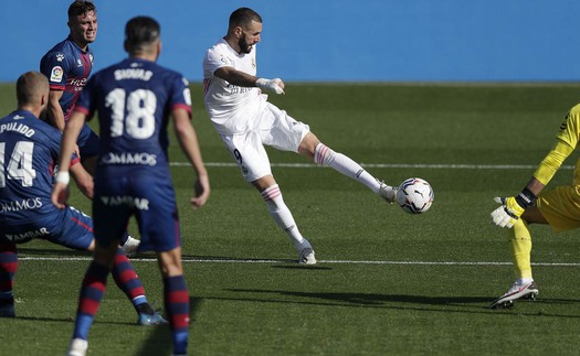 Kết quả bóng đá Huesca 1-2 Real Madrid: Varane lập cú đúp, Real thắng ngược trên sân khách