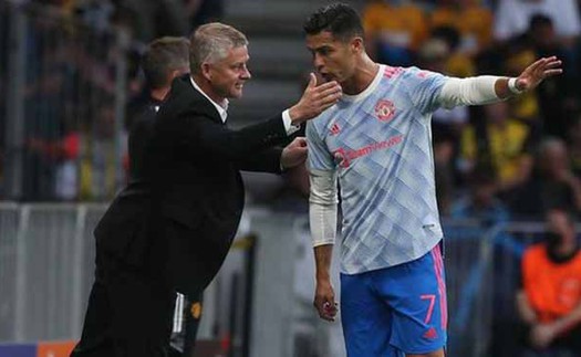 Cựu danh thủ Anh: 'Ronaldo mang tới nhiều vấn đề cho Solskjaer'