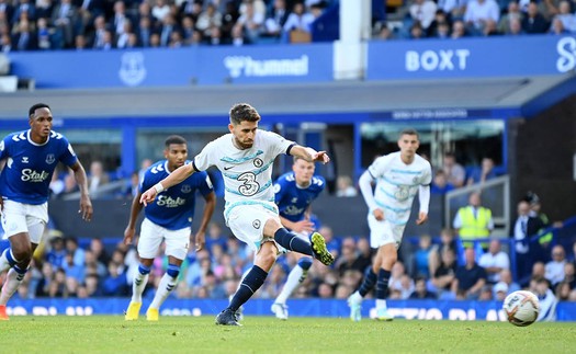 Everton 0-1 Chelsea: Bước ngoặt 11m, ba điểm nhọc nhằn