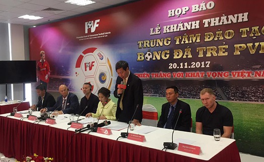 Giggs và Scholes: 'Chúng tôi sẽ giúp Việt Nam dự World Cup 2030'