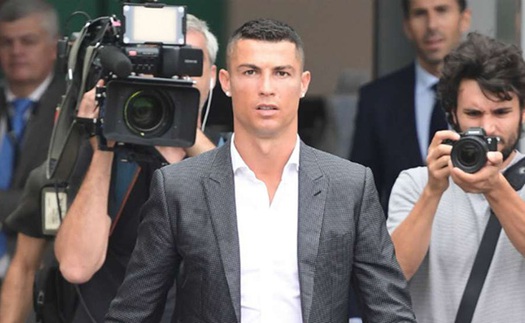 'Ronaldo thiếu nhân cách, hèn nhát, tham lam. Tư cách gì quay ngược chỉ trích Real Madrid?'