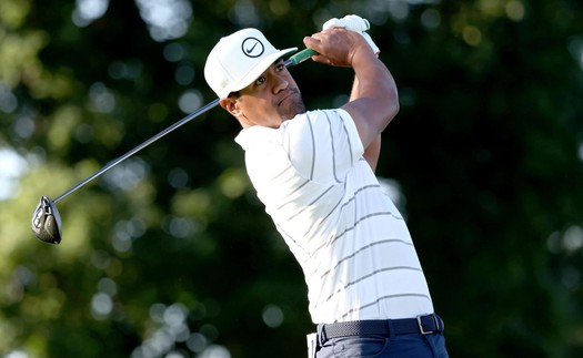 Rocket Mortgage Classic: Tony Finau dẫn đầu sau vòng đấu đầu tiên