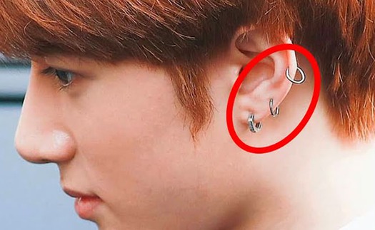 TXT ‘nối gót’ đàn anh Jungkook BTS cả về ‘độ ngầu’ với những chiếc khuyên