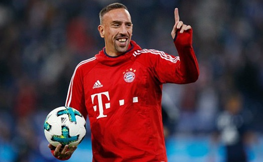 Sir Alex Ferguson 'phán xử' Franck Ribery chỉ sau 45 phút