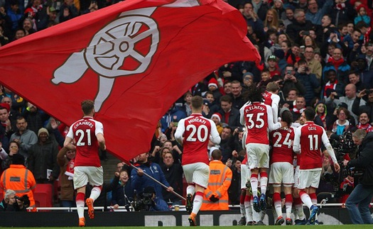 Arsenal 3-0 Stoke City: Aubameyang, Lacazette liên tiếp lập công (KT)