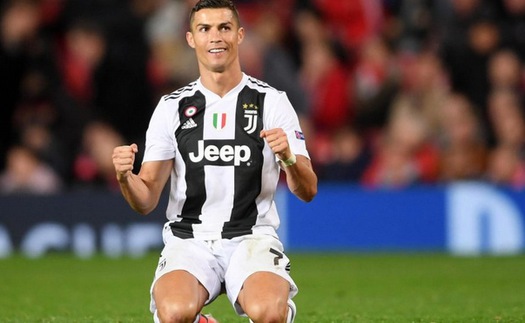 Ronaldo vượt Selena Gomez, trở thành ngôi sao số 1 trên mạng xã hội