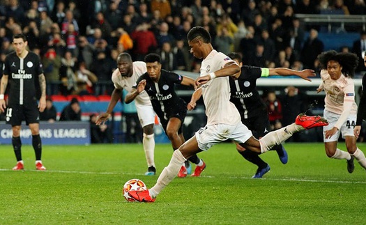 Cả thế giới đang ở dưới đôi chân Marcus Rashford