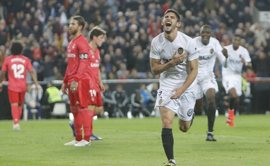 ĐIỂM NHẤN Valencia 2-1 Real Madrid: Real như một công trường. Zidane đối mặt nhiều vấn đề