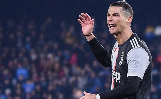 Juventus có thể bán rẻ Ronaldo, cơ hội cho MU