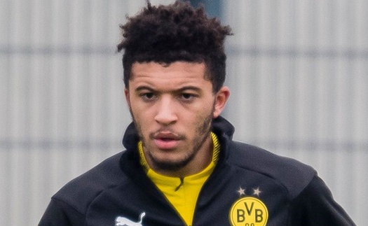 Vì sao Jadon Sancho dự bị trong trận Dortmund vs Schalke?