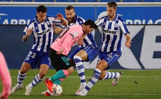 Alaves 1-1 Barcelona: Messi bất lực, Barcelona vẫn ‘sa lầy’ ở Liga