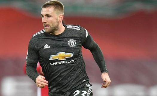 Luke Shaw tuyệt hay, MU đáng sợ