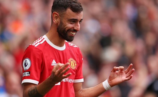 Bruno Fernandes lập hat-trick vào lưới Leeds: Linh hồn của MU