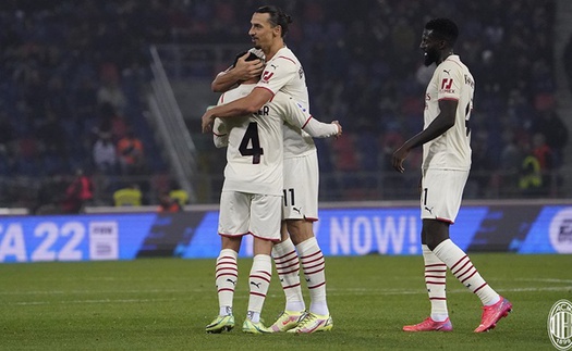 Bologna 2-4 Milan: Ibrahimovic vừa phản lưới vừa ghi bàn, Milan dẫn đầu Serie A