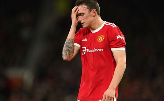 Chuyển nhượng 16/1: MU bán Phil Jones. Man City chọn mua sao Real Madrid