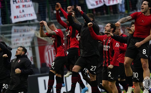 Milan 1-0 Sampdoria: Leao ghi bàn, Milan chiếm ngôi đầu Serie A