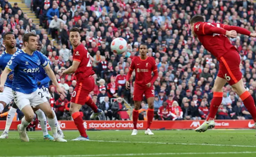 Liverpool 2-0 Everton: Thắng derby Merseyside, Liverpool lại áp sát Man City