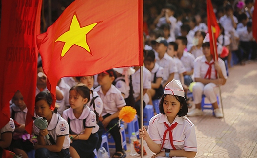 Bài học đầu tiên