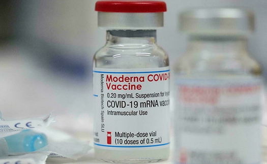 Moderna đầu tư 500 triệu USD xây dựng nhà máy sản xuất vaccine mRNA