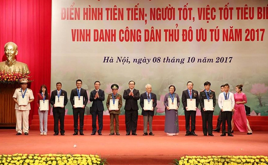 Hà Nội vinh danh 10 Công dân Thủ đô ưu tú 2017 và tôn vinh 790 gương điển hình tiên tiến