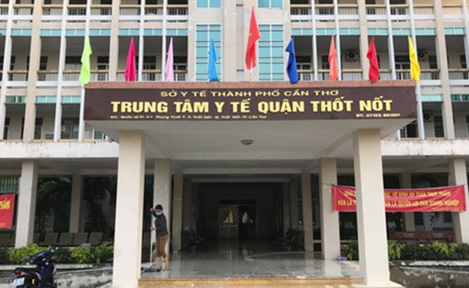 Kỷ luật cảnh cáo lãnh đạo Trung tâm y tế quận Thốt Nốt, Cần Thơ