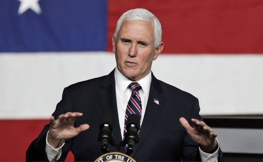 Phó Tổng thống Mỹ Mike Pence và Phu nhân âm tính với virus SARS-CoV-2